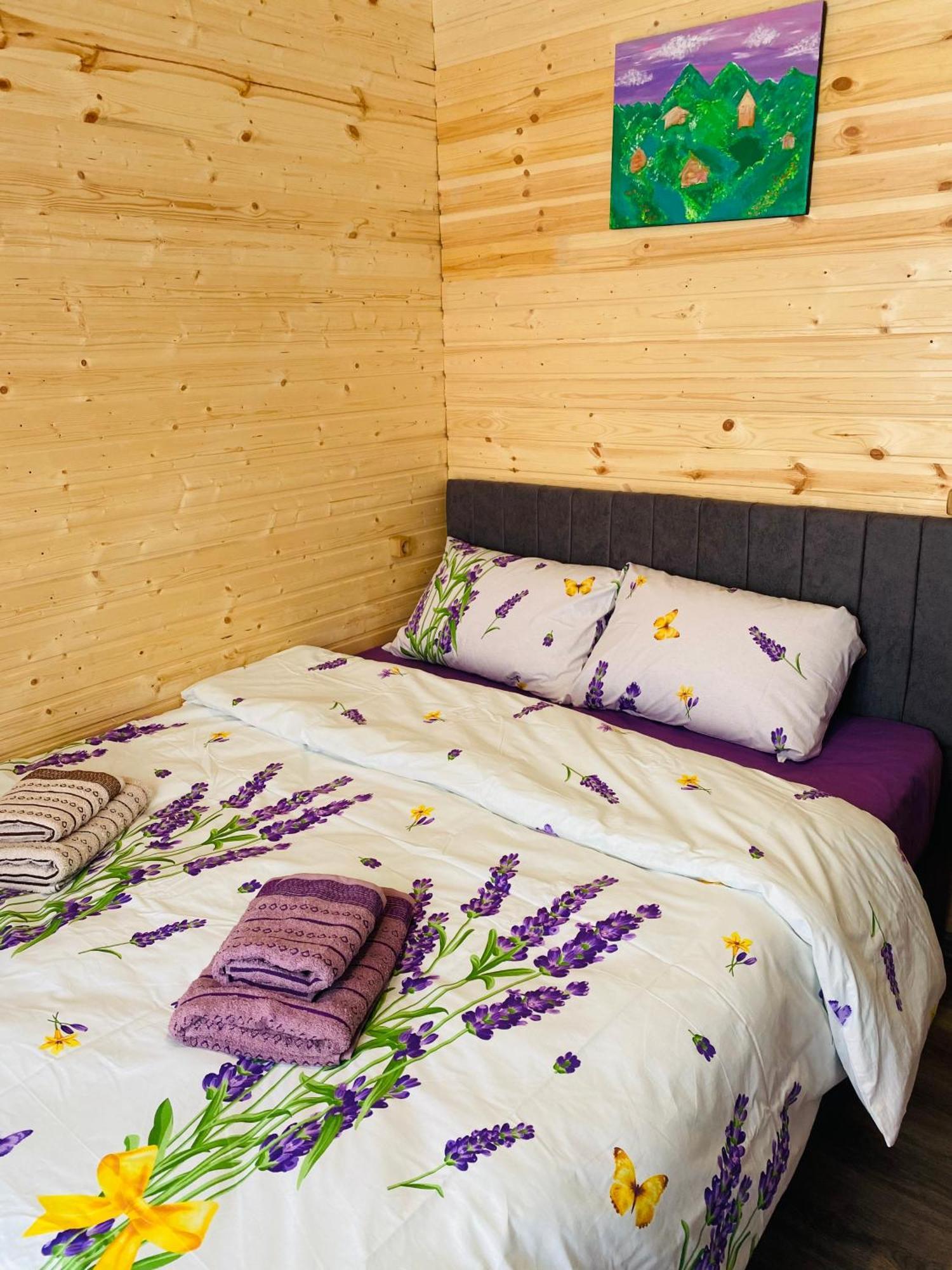 Guesthouse Nene Μέστια Εξωτερικό φωτογραφία