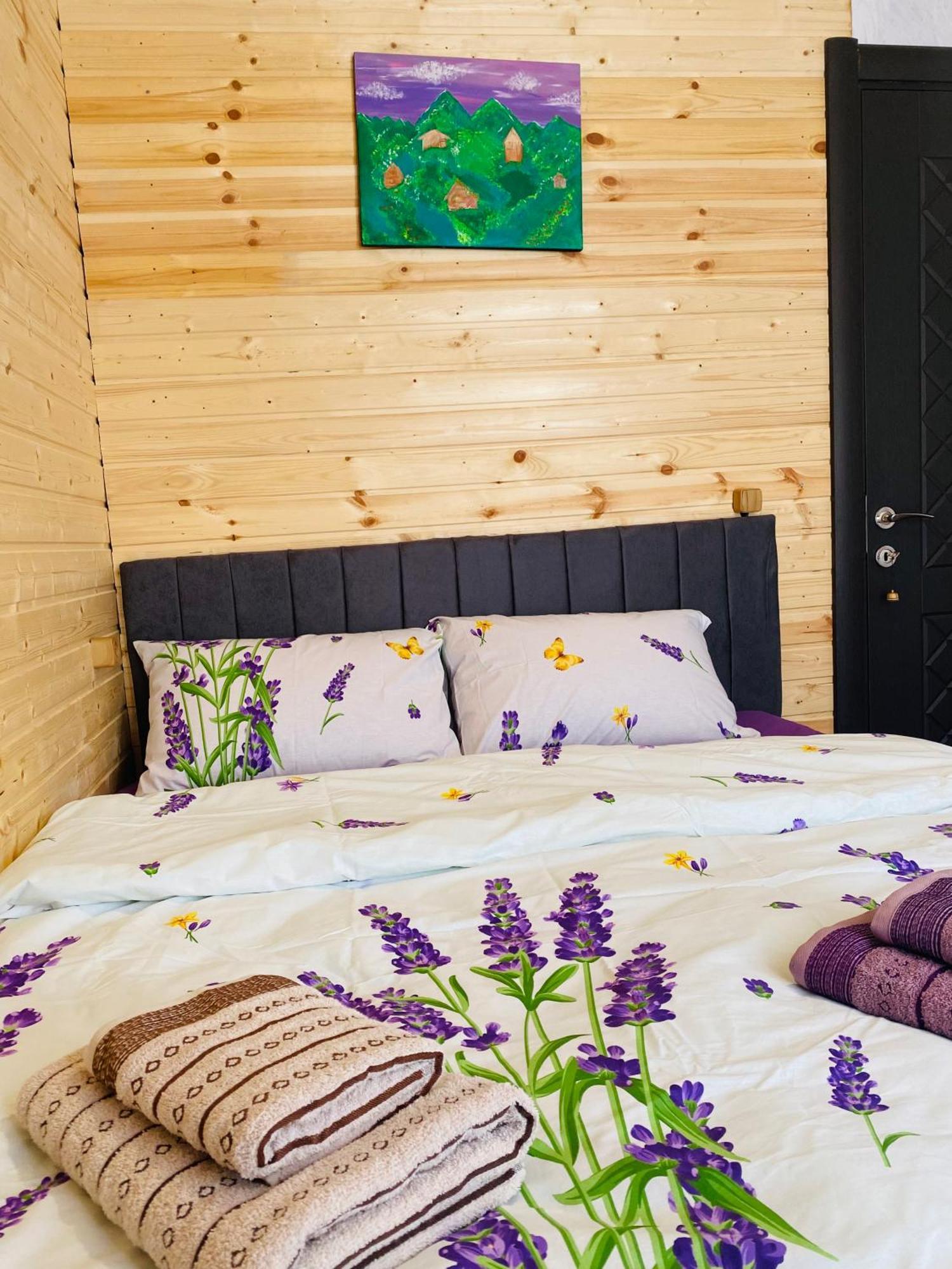 Guesthouse Nene Μέστια Εξωτερικό φωτογραφία