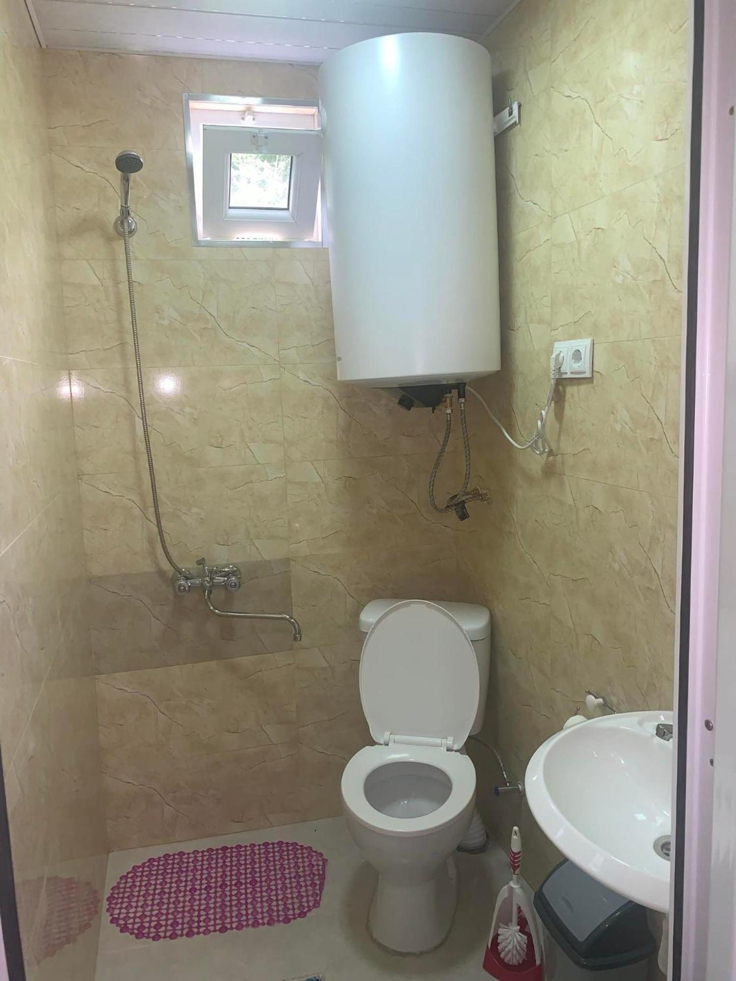Guesthouse Nene Μέστια Εξωτερικό φωτογραφία